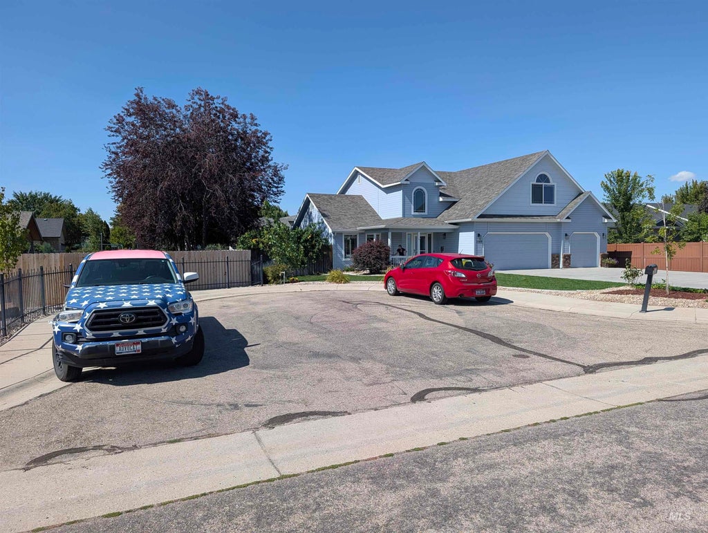 Photo of 3389 N Yellow Peak Ave, Meridian, ID 83646 (MLS # 99000782)