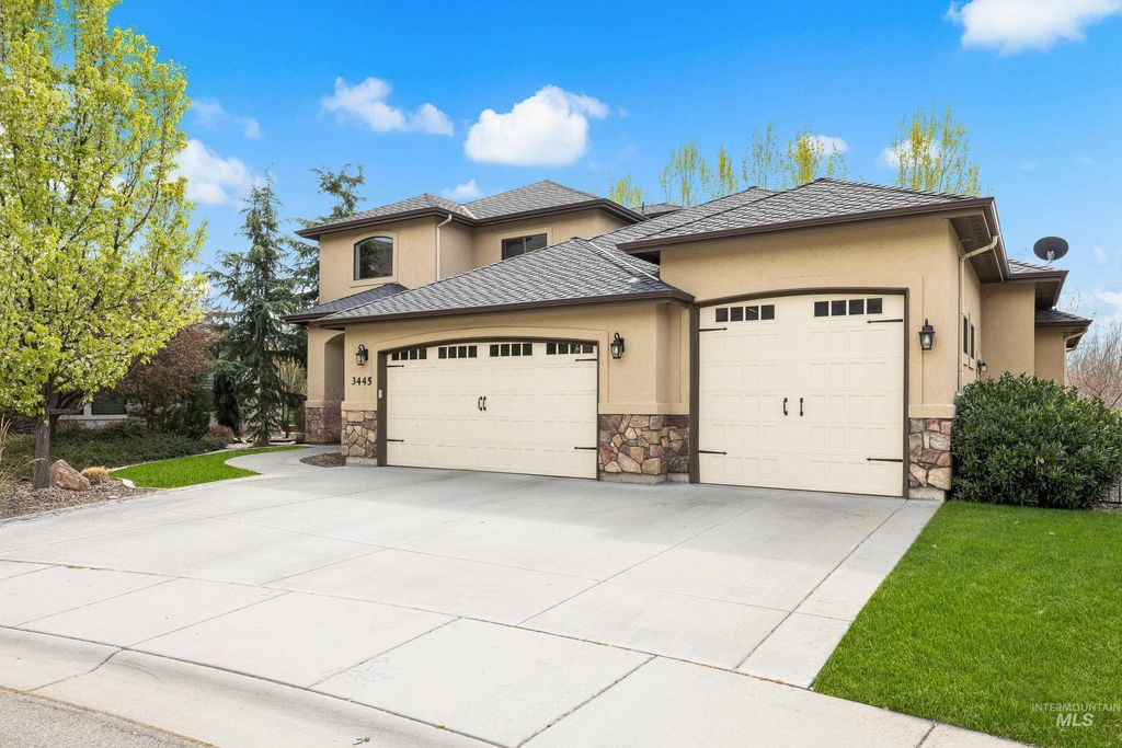 Photo of 3445 E Parsnip Peak Dr, Boise, ID 83716 (MLS # 98982970)