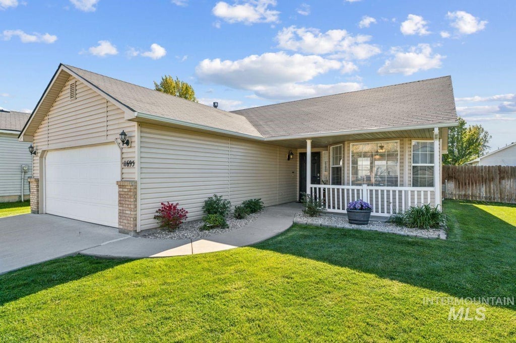 Photo of 11695 W Huckleberry Dr, Nampa, ID 83651 (MLS # 99003996)