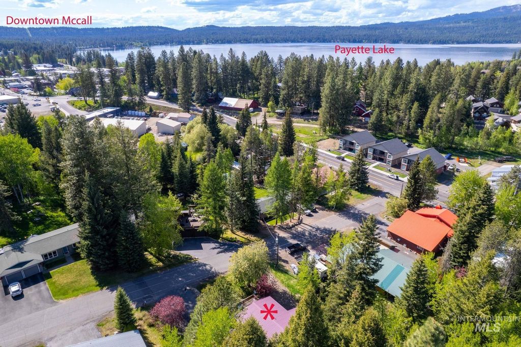 Photo of 907 Ann Street, McCall, ID 83638 (MLS # 98987622)