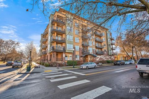 Photo of 323 Jefferson St Unit 205 St, Boise, ID 83702 (MLS # 98980368)