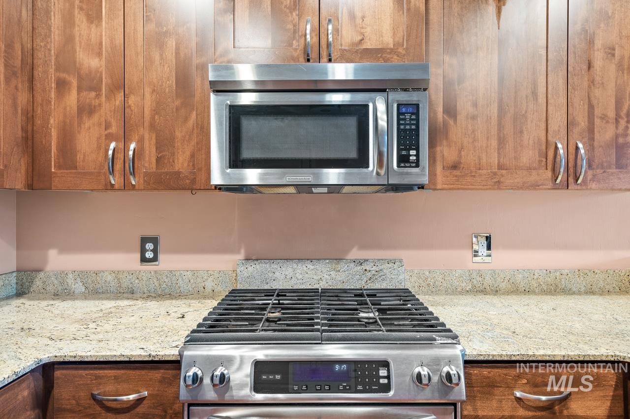 323 Jefferson St Unit 205