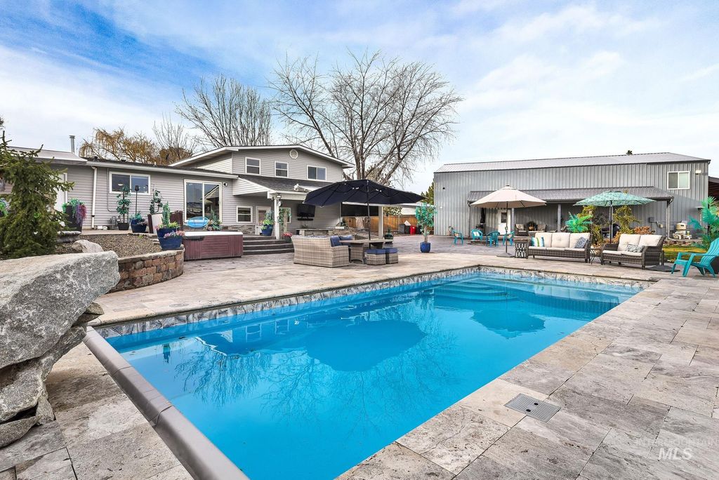 Photo of 3630 S Beverly St, Boise, ID 83709 (MLS # 98971281)