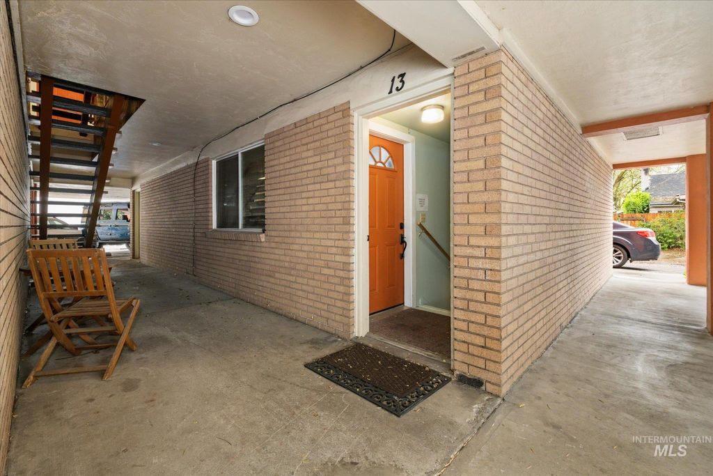 Photo of 1005 N 9th St #13, Boise, ID 83702 (MLS # 98985312)