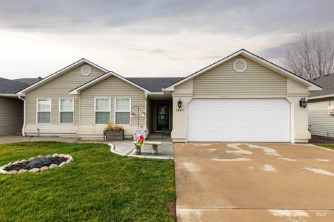 Photo of 1887 N Buena Vista Ave, Meridian, ID 83646 (MLS # 98970900)