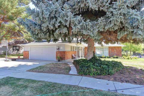 Photo of 698 N Eagle Hills Way, Eagle, ID 83616 (MLS # 98994745)
