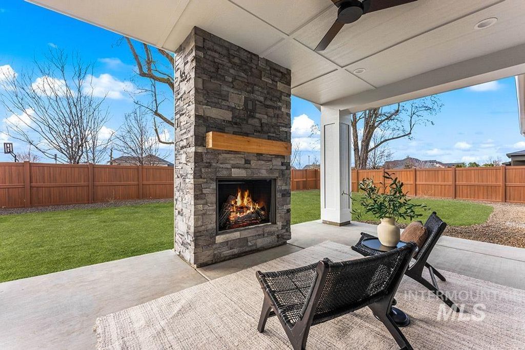 Photo of 1049 N Gracie Ave #Lot 1/7, Eagle, ID 83616 (MLS # 98976131)