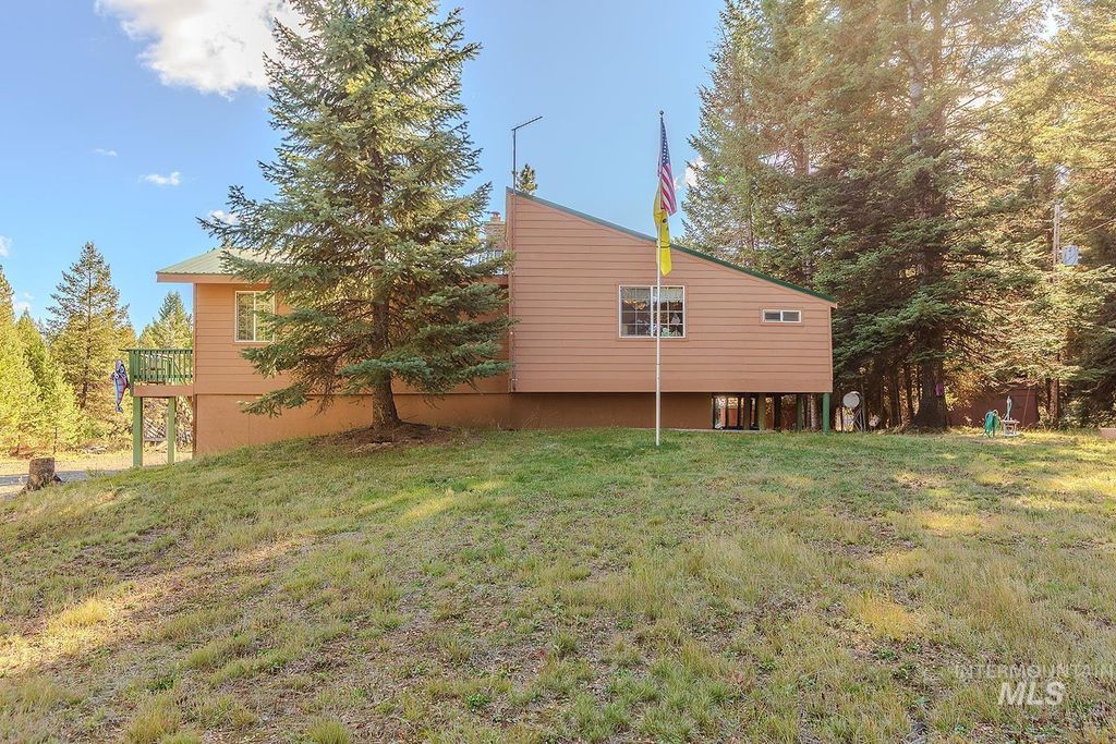 Photo of 25314 Soldiers Meadow Road, Winchester, ID 83555 (MLS # 98965031)