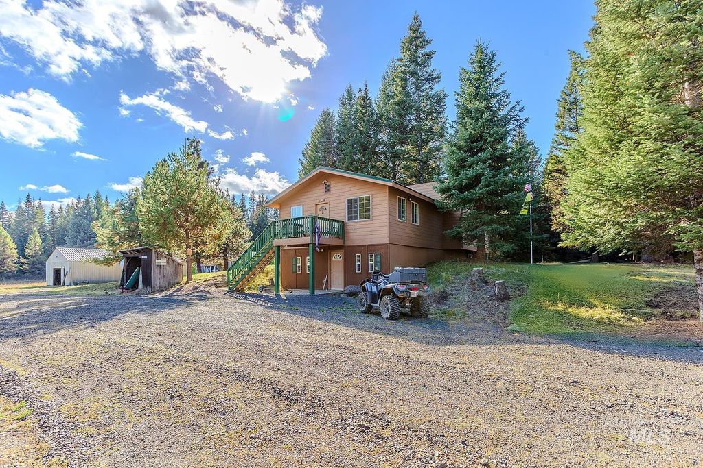 Photo of 25314 Soldiers Meadow Road, Winchester, ID 83555 (MLS # 98965031)