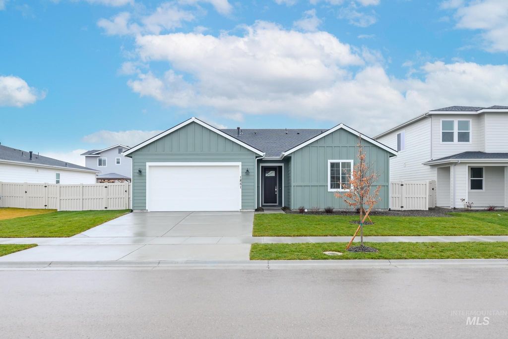 Photo of 1851 W Blue Lightning St, Middleton, ID 83644 (MLS # 98971350)