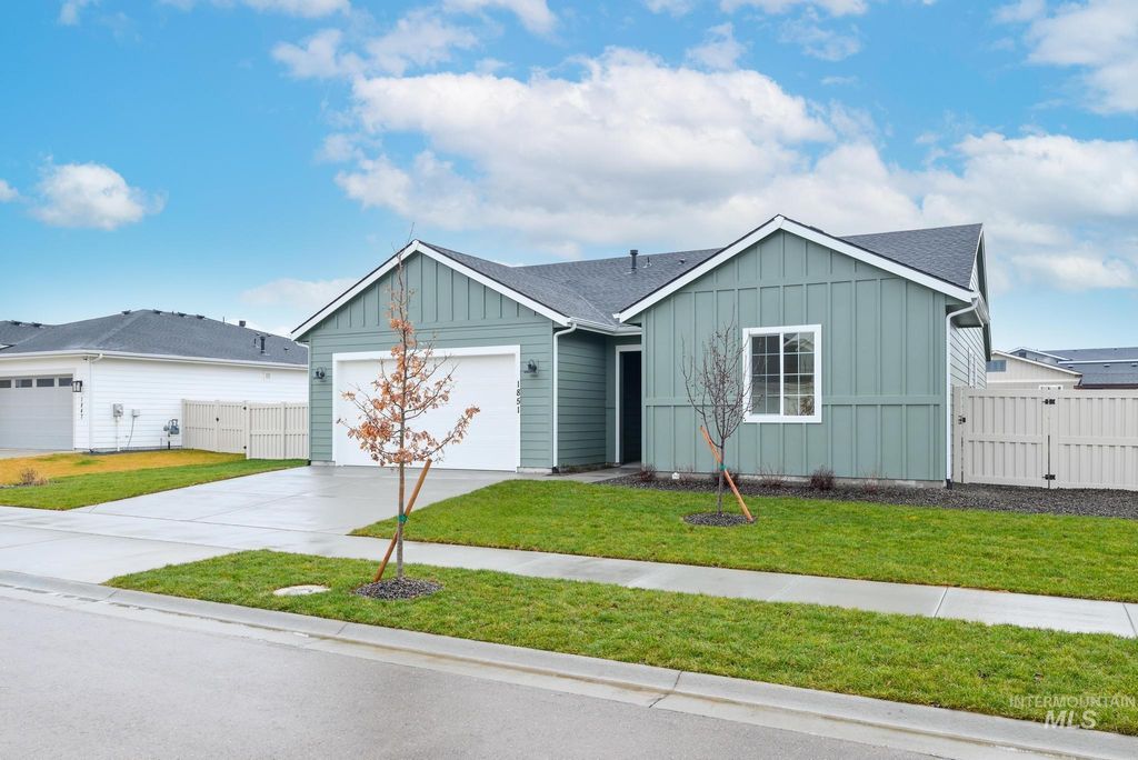 Photo of 1851 W Blue Lightning St, Middleton, ID 83644 (MLS # 98971350)