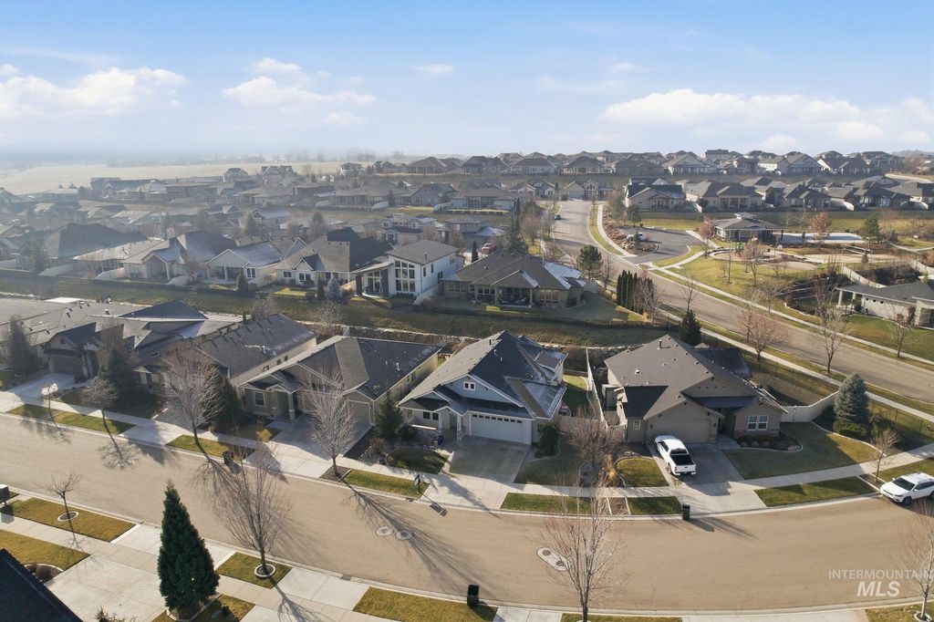 Photo of 1013 Radiant Ridge, Meridian, ID 83642 (MLS # 98971747)