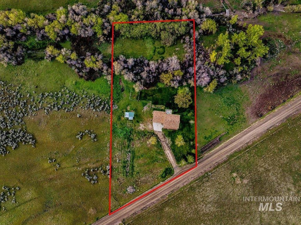 Photo of 6970 Pearl Rd, Eagle, ID 83616 (MLS # 98983399)