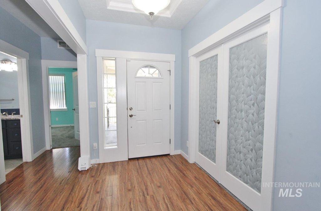Photo of 805 W. Arbor Pointe Way, Nampa, ID 83686 (MLS # 98986071)