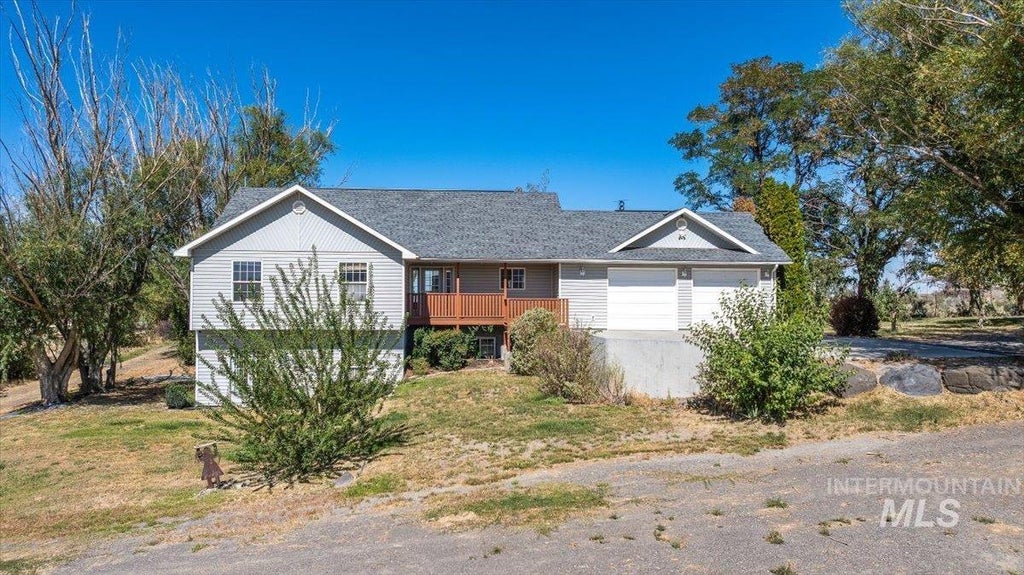 Photo of 1354 E 4400 N, Buhl, ID 83316 (MLS # 99001138)