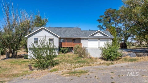 Photo of 1354 E 4400 N, Buhl, ID 83316 (MLS # 99001138)