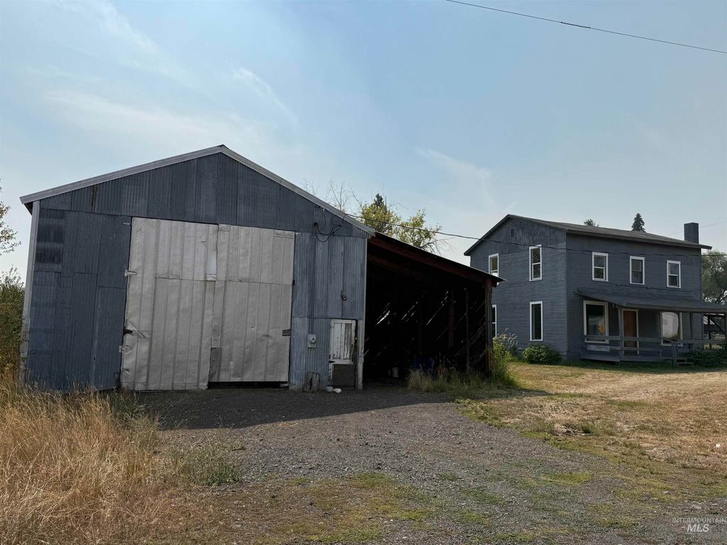 Photo of 221 Weippe Ave, Weippe, ID 83553 (MLS # 98959391)