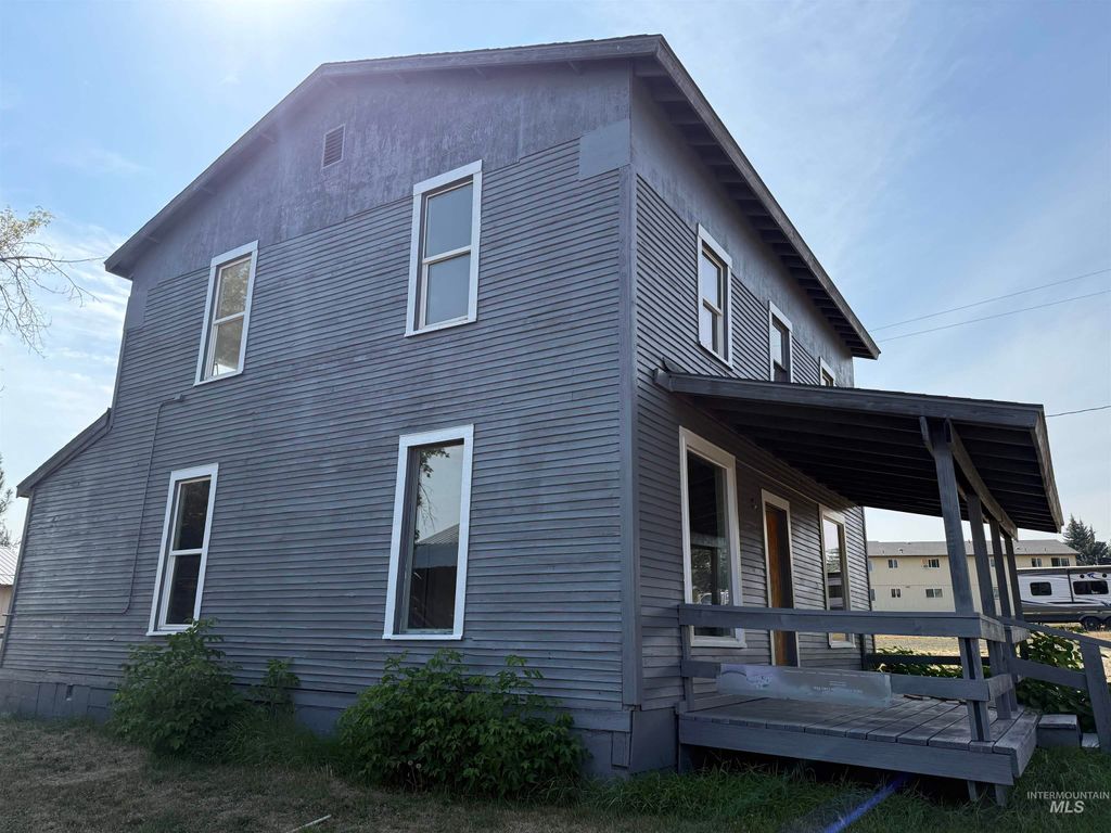 Photo of 221 Weippe Ave, Weippe, ID 83553 (MLS # 98959391)