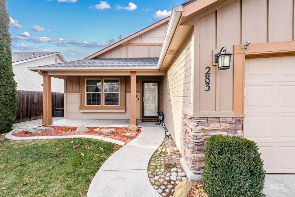 Photo of 283 E Producer Dr, Meridian, ID 83646 (MLS # 98973181)