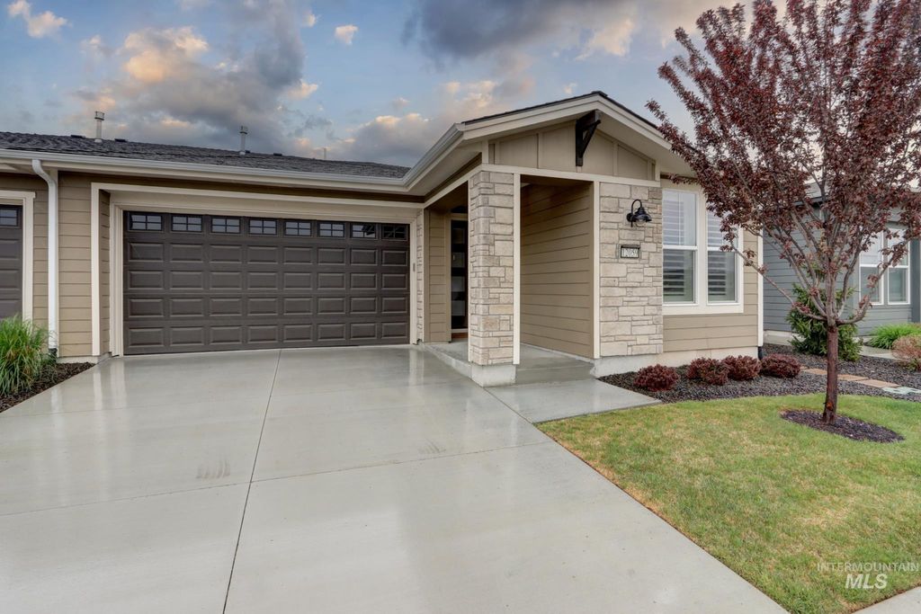 Photo of 12059 S Integrity Ln, Kuna, ID 83634 (MLS # 98983859)