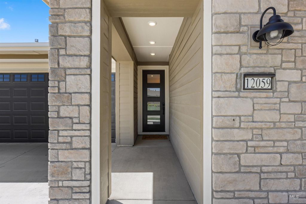 Photo of 12059 S Integrity Ln, Kuna, ID 83634 (MLS # 98983859)