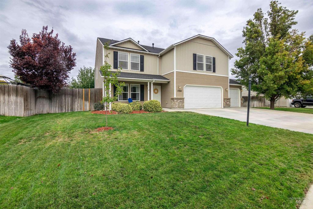 Photo of 17769 N Wisdom Ave, Nampa, ID 83687 (MLS # 98963684)