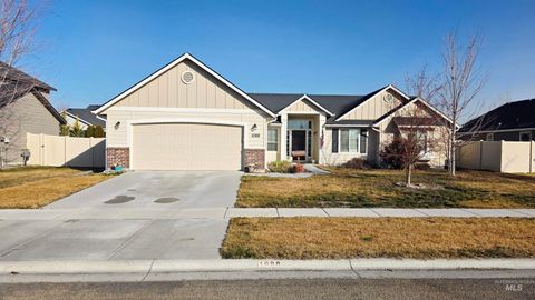 Photo of 1088 E Rose Island St, Nampa, ID 83686 (MLS # 98973654)