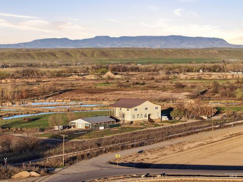 Photo of 6260 Blaine Rd, New Plymouth, ID 83655 (MLS # 98981987)