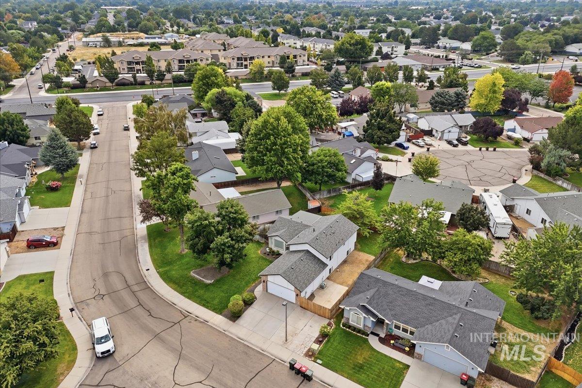 153 W Chrisfield Dr
