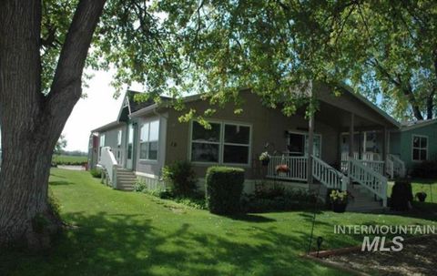 Photo of 4030 River Resort Dr #19, Homedale, ID 83628 (MLS # 98988052)