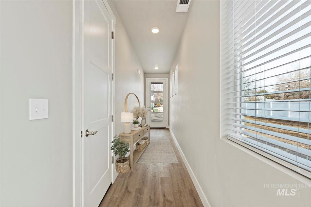 Photo of 2797 W Palouse St, Boise, ID 83705 (MLS # 98971043)