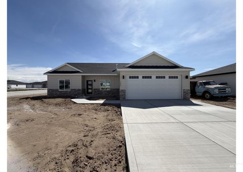 Photo of 1503 Belle, Rupert, ID 83350 (MLS # 98981548)