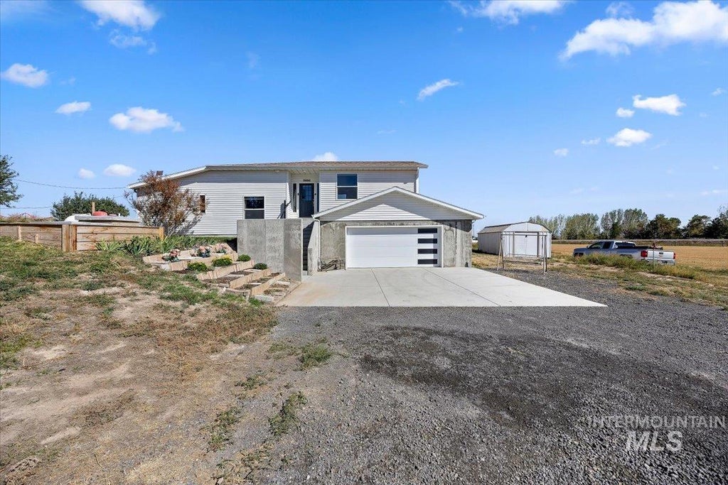 Photo of 583 E 300 S, Jerome, ID 83338 (MLS # 99001787)