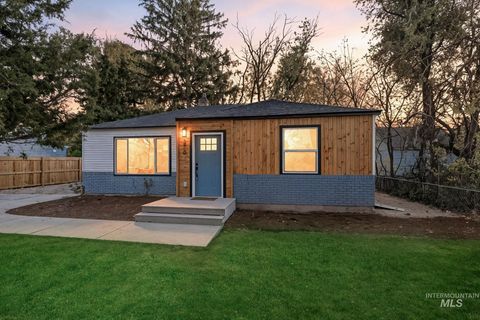 Photo of 325 W Howe St, Boise, ID 83706 (MLS # 98967408)