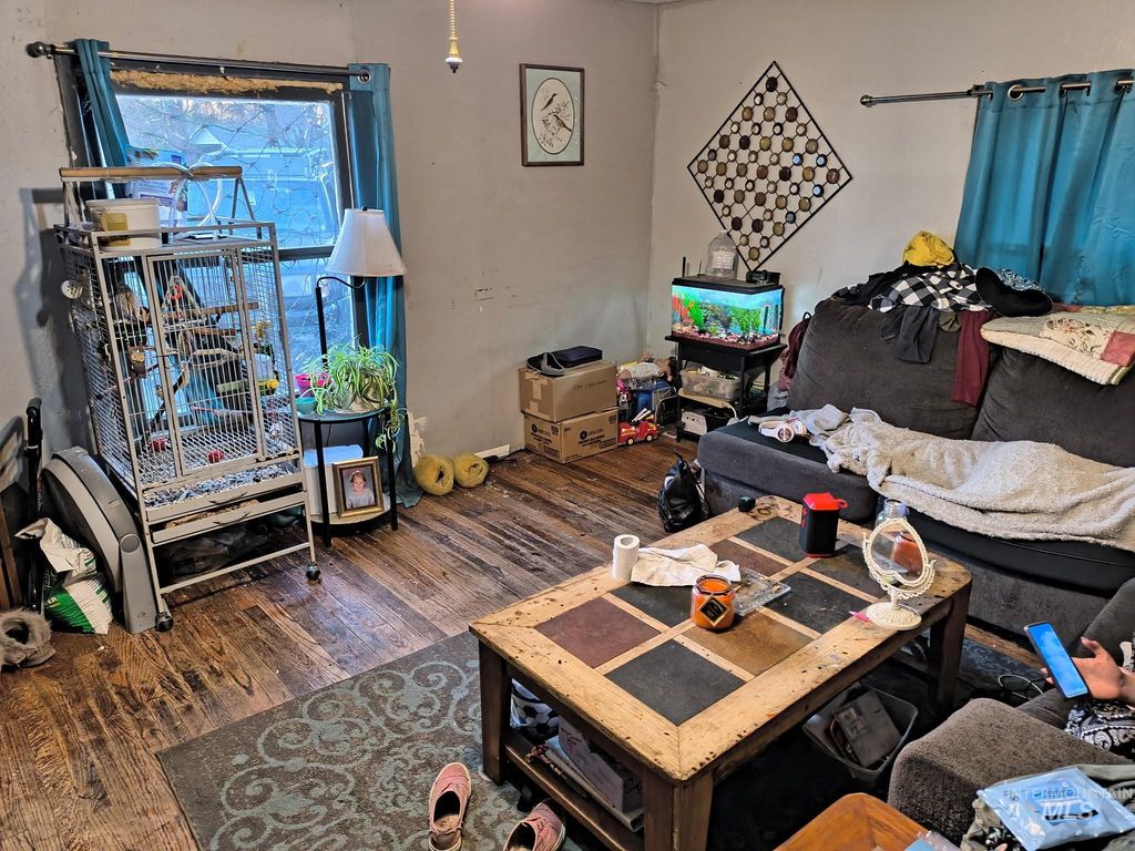 Photo of 824 S Hayes Ave, Emmett, ID 83617 (MLS # 98940763)