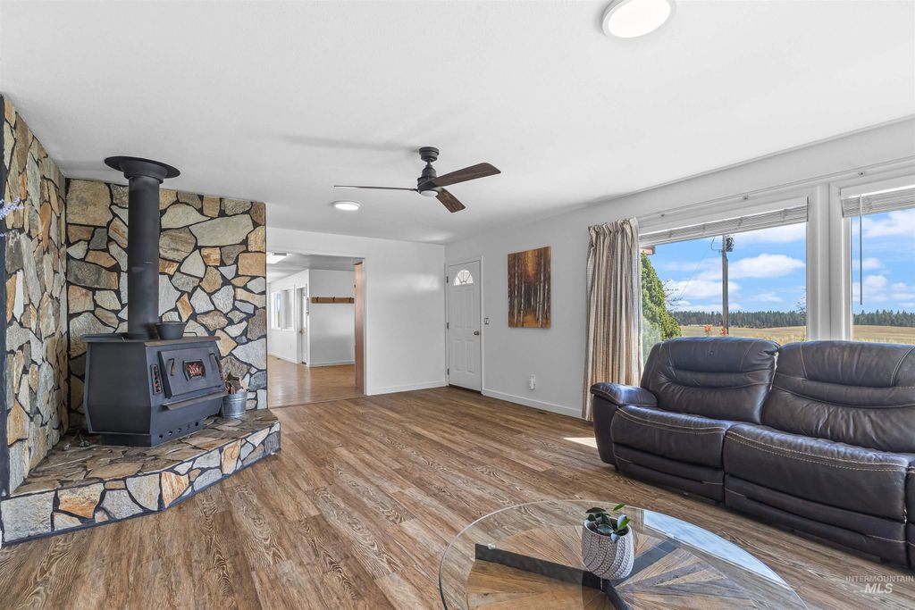 Photo of 123 Glory Ln, Orofino, ID 83544 (MLS # 98958871)