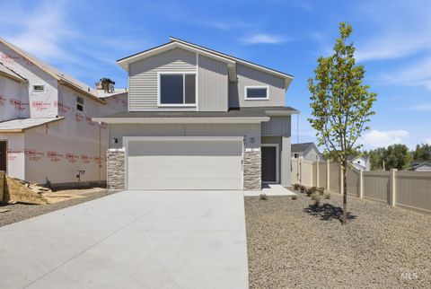 Photo of 2519 W Fallon Lp AVE, Nampa, ID 83651 (MLS # 98985544)