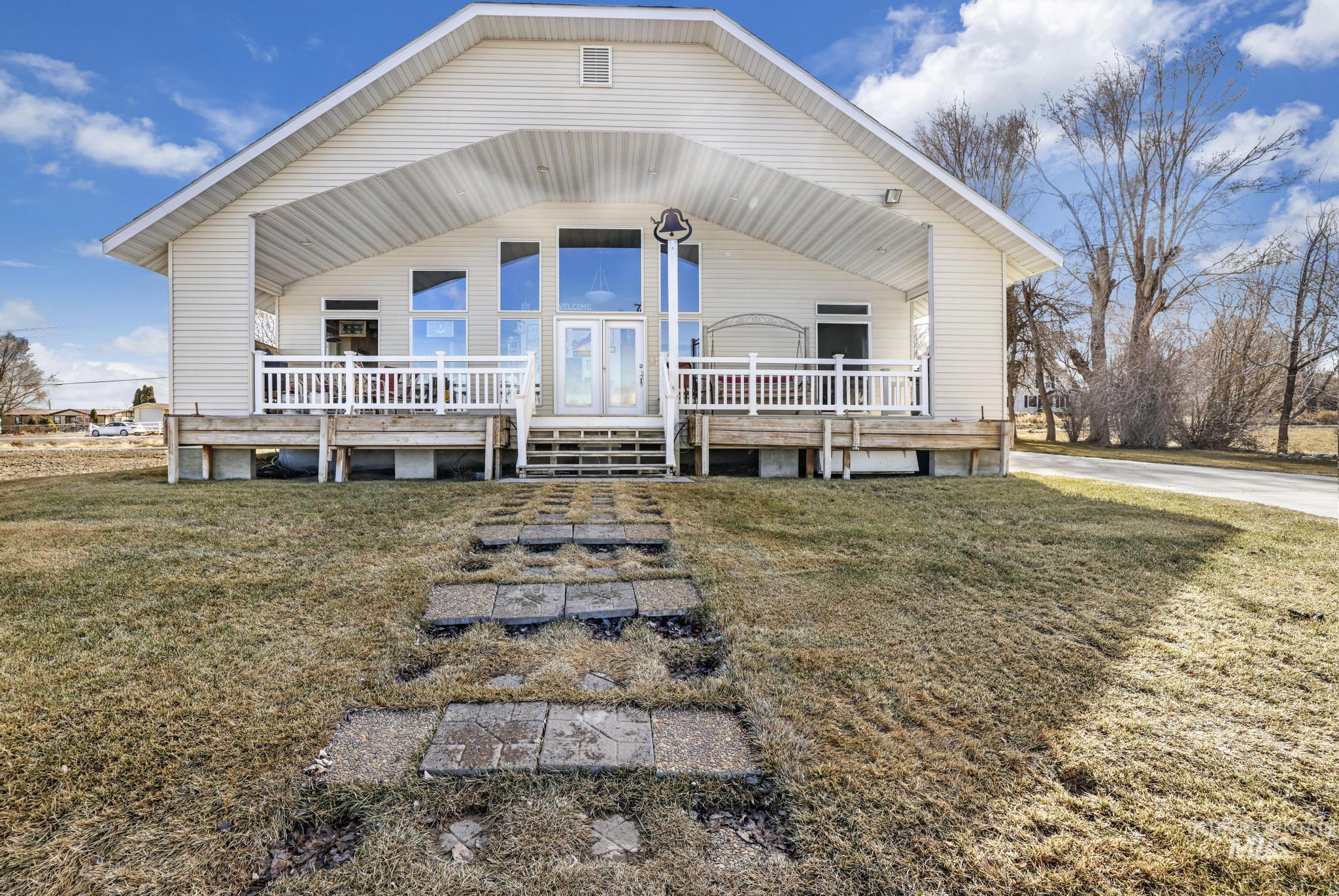 492 Orchard Dr. West