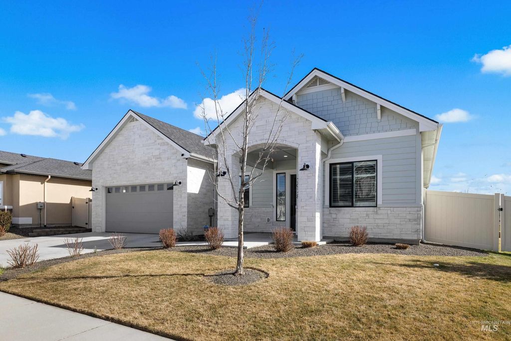 Photo of 3078 N N Sun City Ave, Star, ID 83669 (MLS # 98975437)