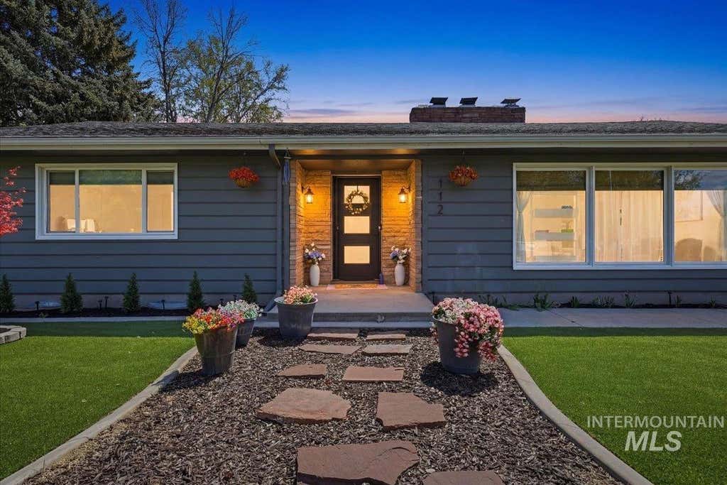 Photo of 112 Albert St, Caldwell, ID 83605 (MLS # 98996883)
