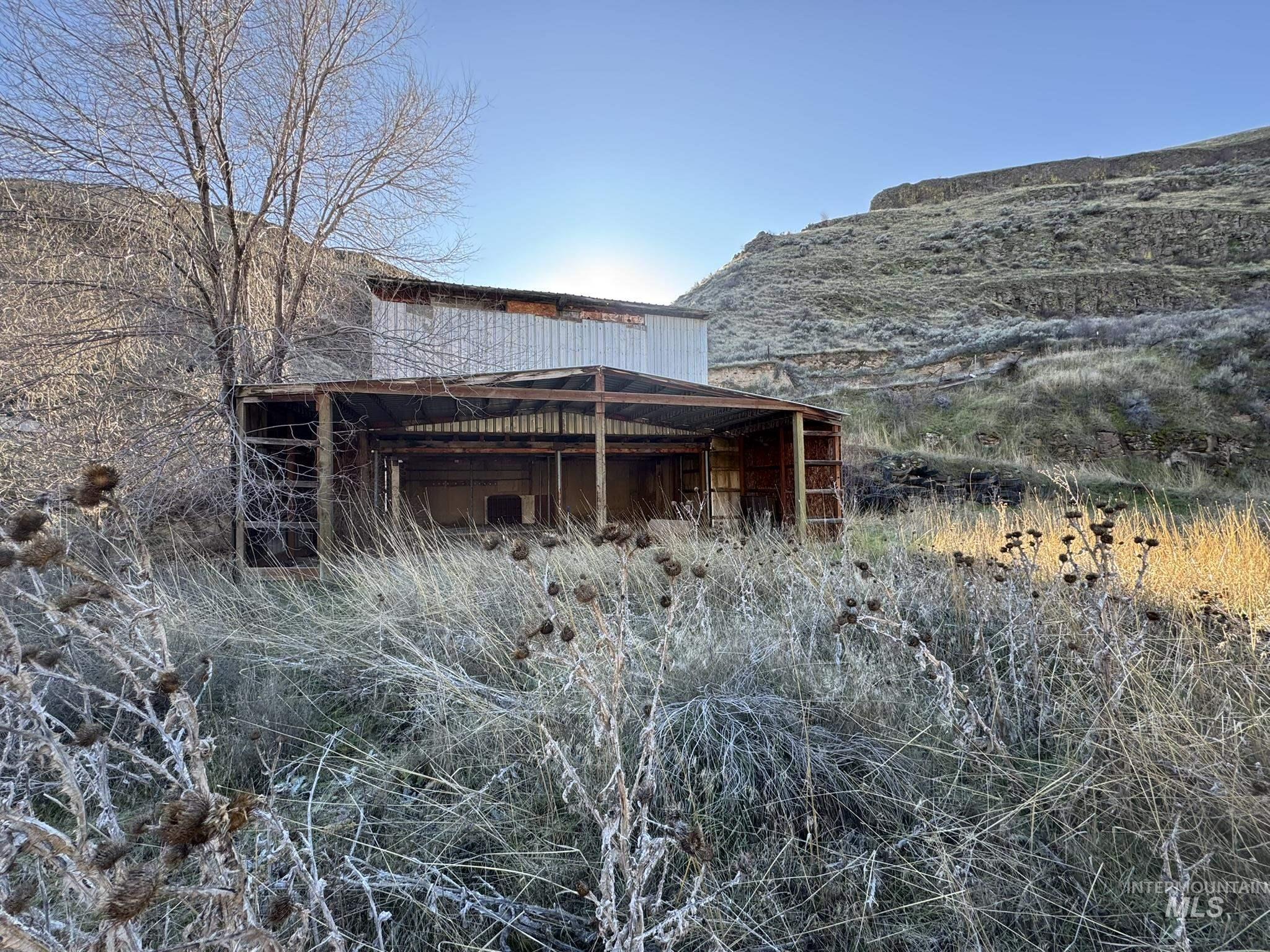 View of outdoor structure with a mountain view