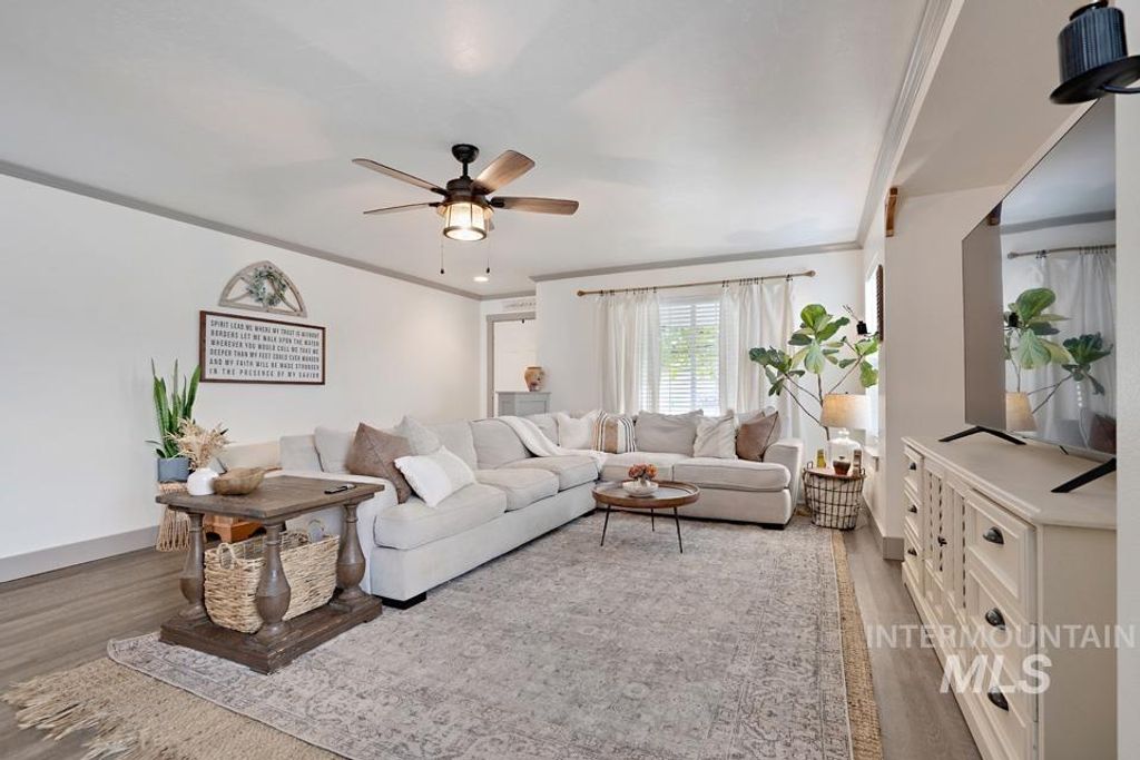 Photo of 2168 Alpine Creek, Fruitland, ID 83619 (MLS # 98971003)