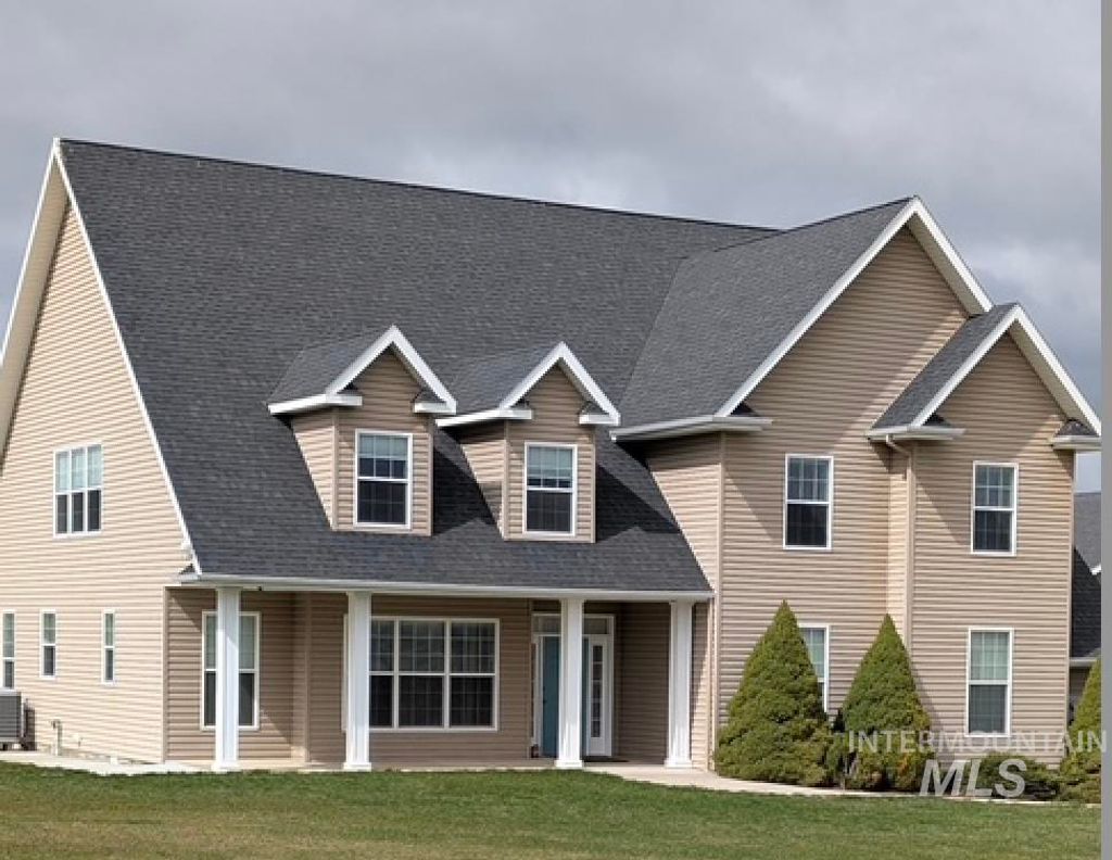 Photo of 100 Shiloh Dr, Grangeville, ID 83530 (MLS # 98980942)