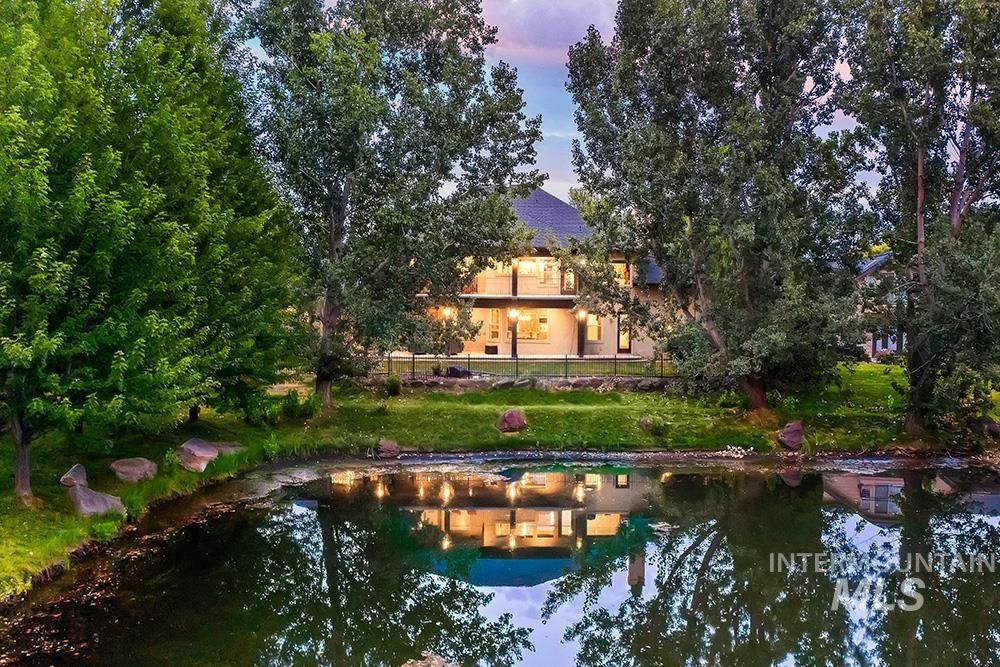 1775 S Aspen River Way