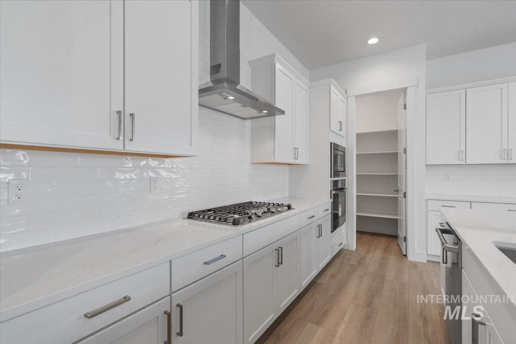 Photo of 2349 N Kenora Ave, Star, ID 83669 (MLS # 98978785)