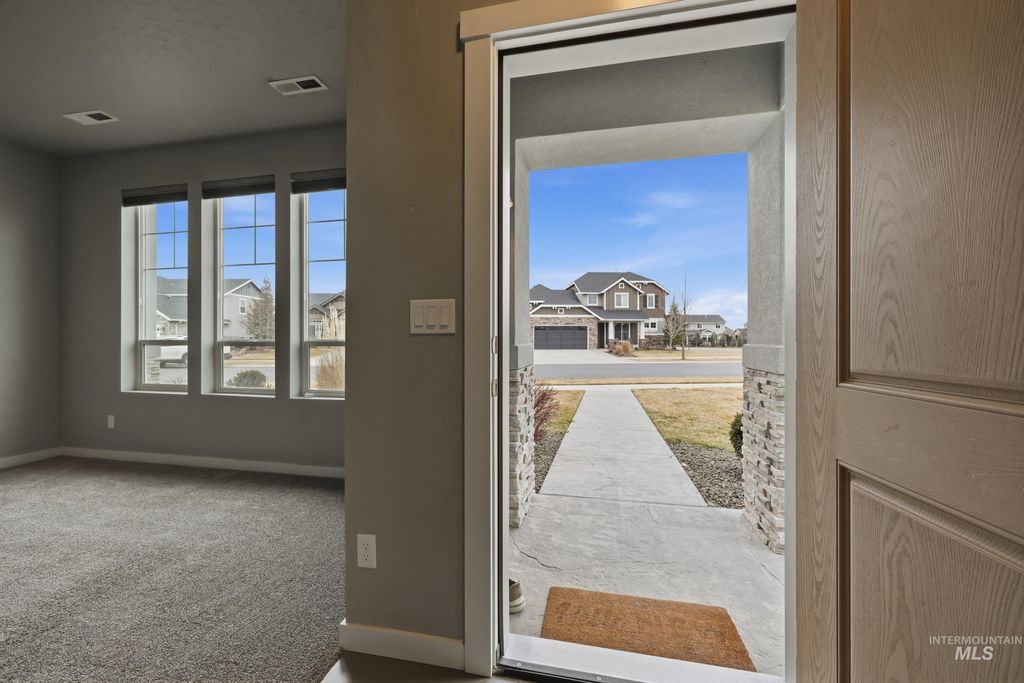 Photo of 1097 N World Cup Ln, Eagle, ID 83616 (MLS # 98974729)