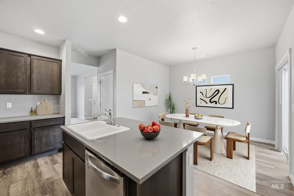 Photo of 1097 N World Cup Ln, Eagle, ID 83616 (MLS # 98974729)