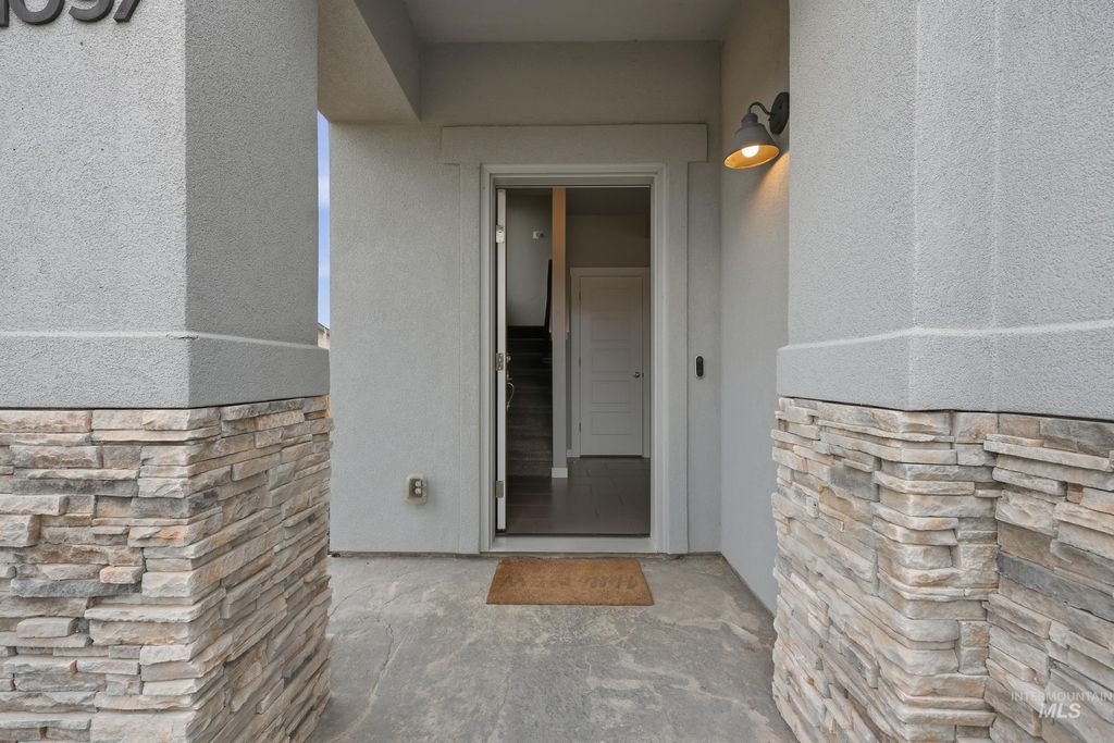 Photo of 1097 N World Cup Ln, Eagle, ID 83616 (MLS # 98974729)