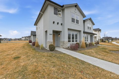 Photo of 1097 N World Cup Ln, Eagle, ID 83616 (MLS # 98974729)