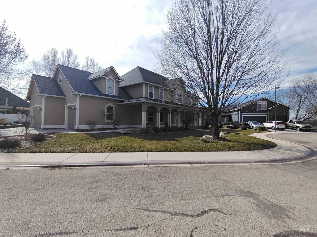 Photo of 8125 S Legolas Pl, Boise, ID 83709 (MLS # 98982121)